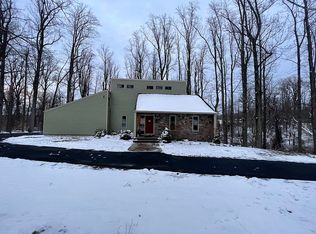 317 Quakertown Rd, Pittstown, NJ 08867