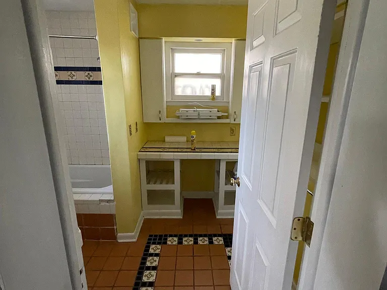 310 Woodland Dr — Photo 11
