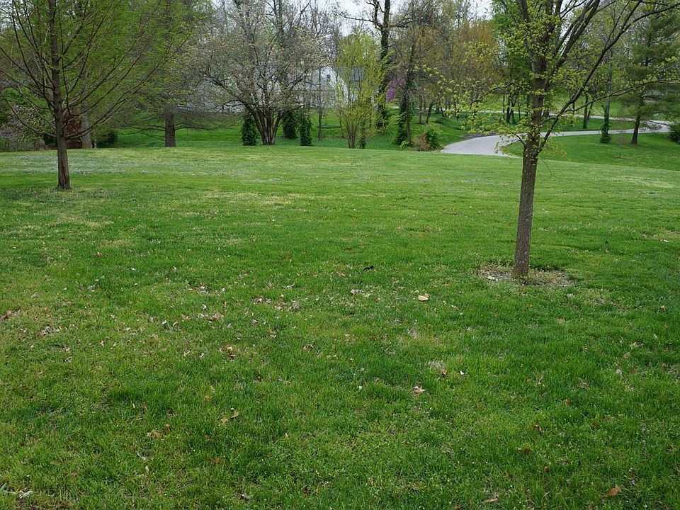2nd image of 218 Colby Hills Dr