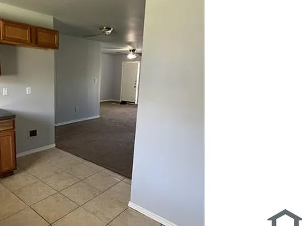 912 Lambert St, Dallas, TX 75203