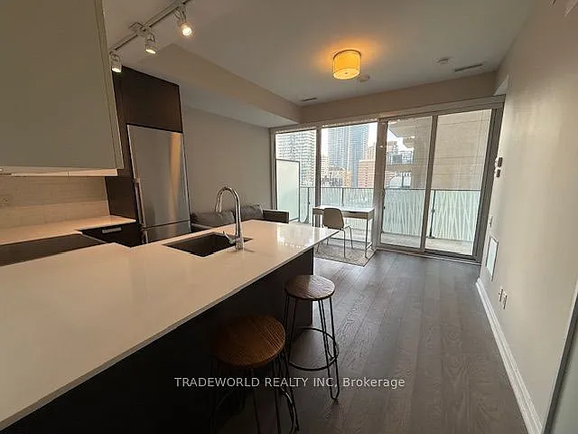 42 Charles St E #1205 — Photo 3