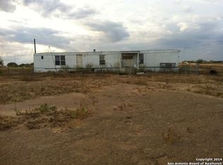 1849/1909 Strawberry City Rd, Poteet, TX 78065