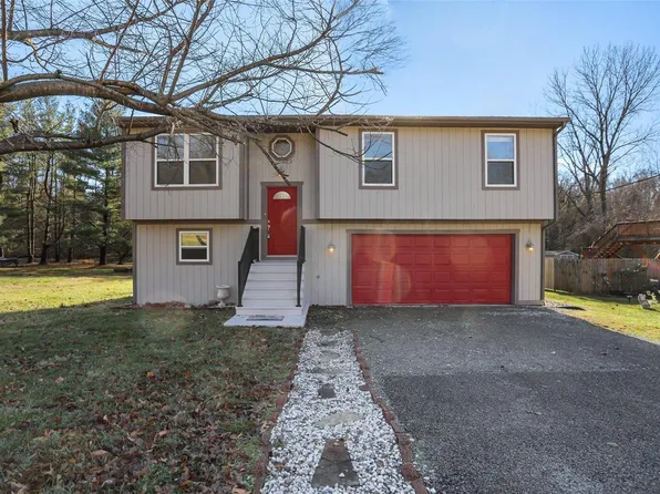 1451 Tower Ave, Edwardsville, IL 62025