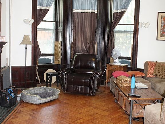 3rd image of 945 President St APT 1R