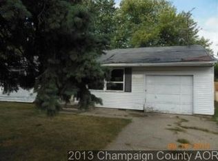 1215 Redwood Dr, Champaign, IL