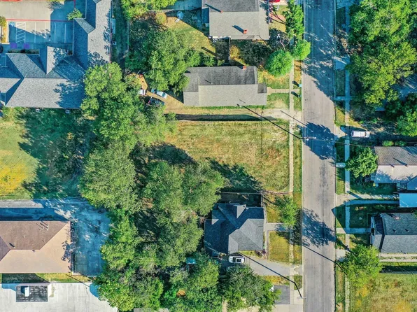 714 N Walnut St, Sherman, TX 75090