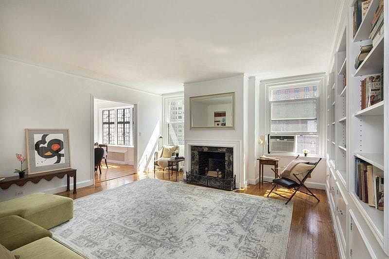 1st image of 955 Lexington Ave #10C