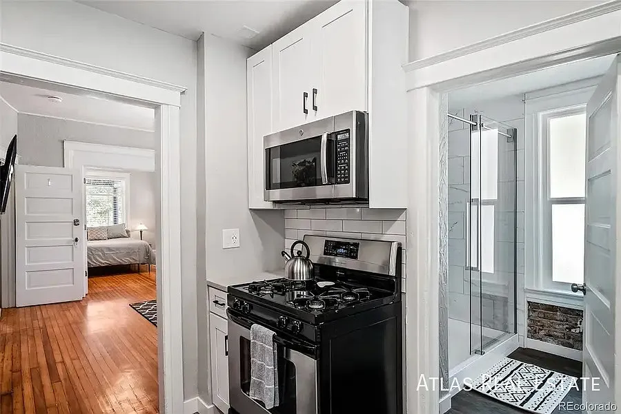 Available Now!! 1bd/1ba Units Available Near Cherry Creek! — Photo 4