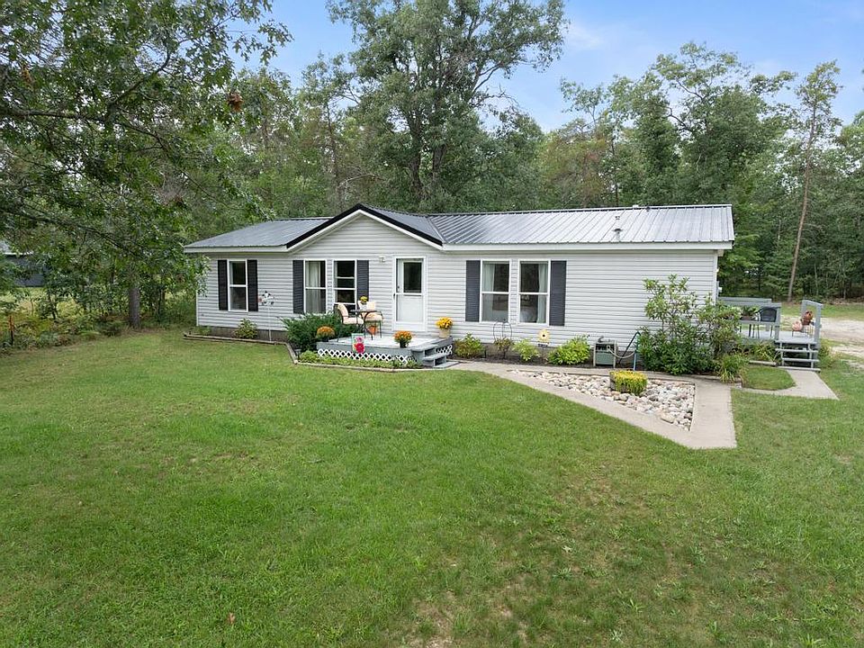 1st image of 6028 Berry Ln