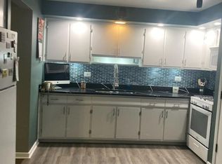 7820 W Belmont Ave #2W, Chicago, IL 60634