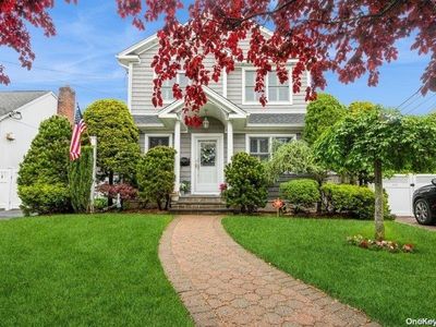 287 Commonwealth Street, Franklin Square, NY, 11010
