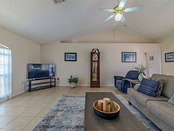 5th image of 7704 Tessa Dr