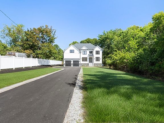 3rd image of 130 Zoar Ave