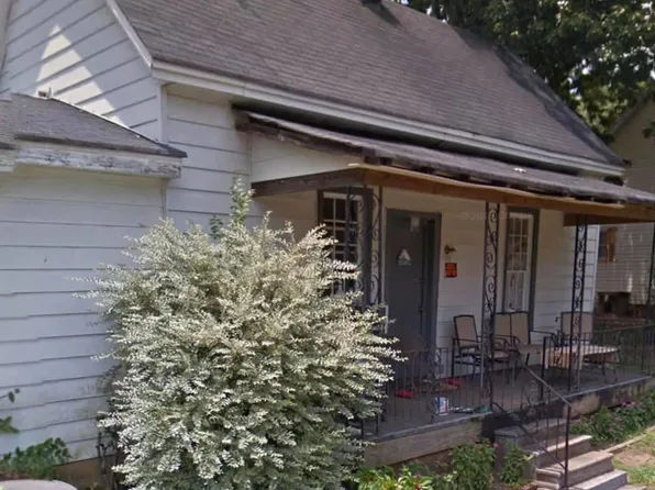 249 Cedar St, Social Circle, GA 30025
