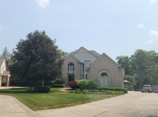 3068 Eastpointe Ct, Rochester Hills, MI 48306
