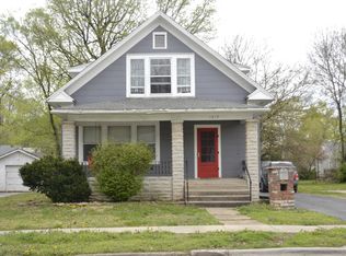 1019 S Broadway Ave, Springfield, MO 65807