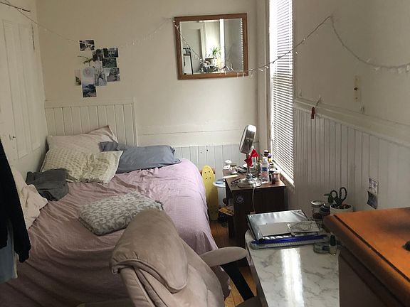 3rd image of 420 S Division St #1