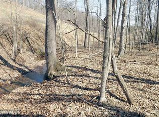 585 Oak Forest Ln, Berkeley Springs, WV 25411