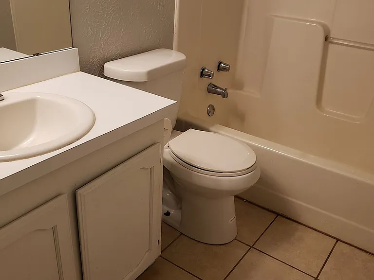 4514 Carmel Ln — Photo 12