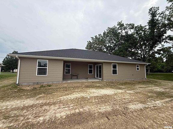 2nd image of 6005 E Grand Ave