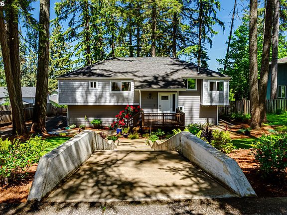 5th image of 7218 Elderberry St