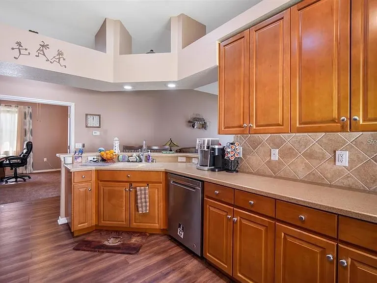 405 Fern Gulley Dr — Photo 6