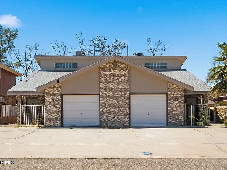 821 Los Lagos Way #A — Photo 1