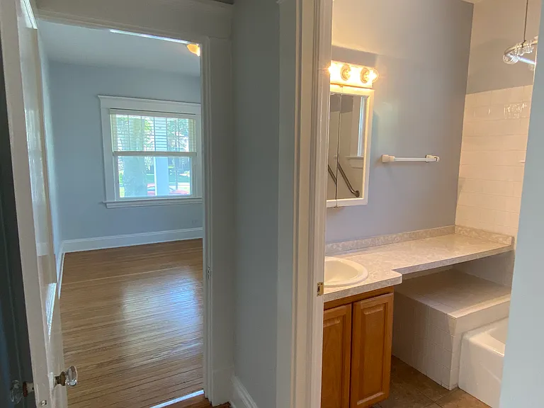 3515 Fairmount Blvd #1 — Photo 7