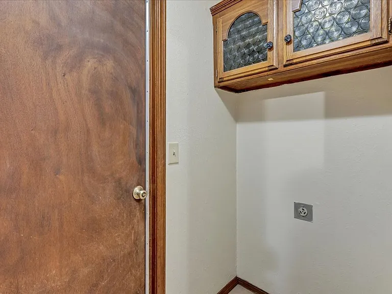 4121 Monica Dr — Photo 20