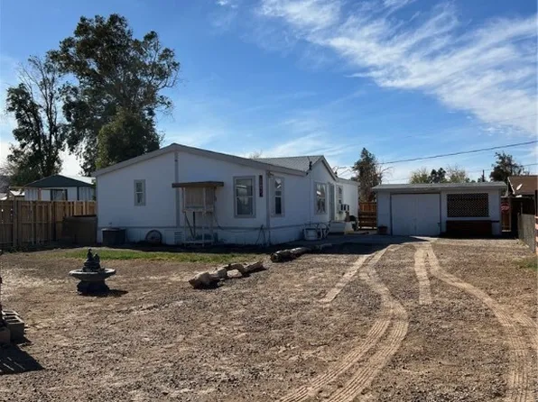 10077 S Oak Tree Dr, Mohave Valley, AZ 86440