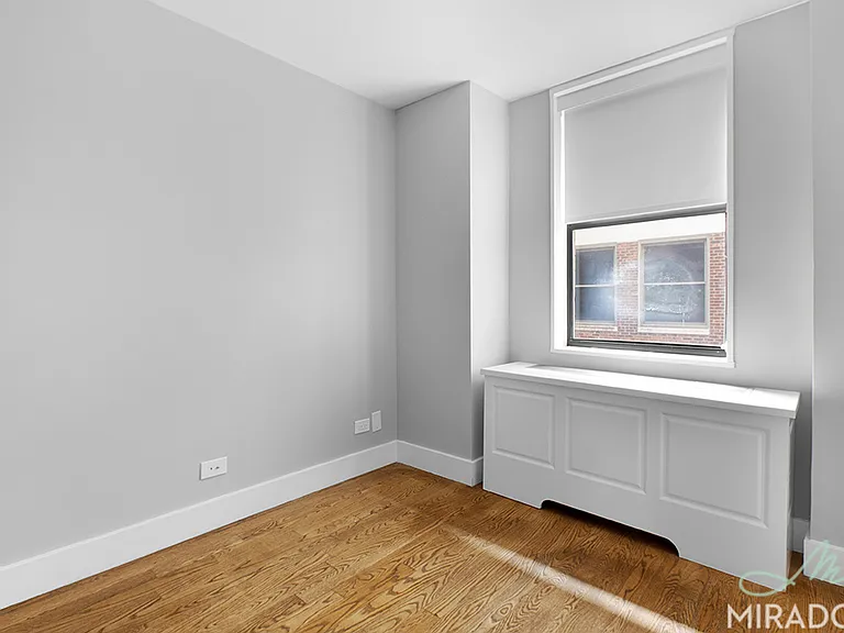 330 E 39th St #12M — Photo 10