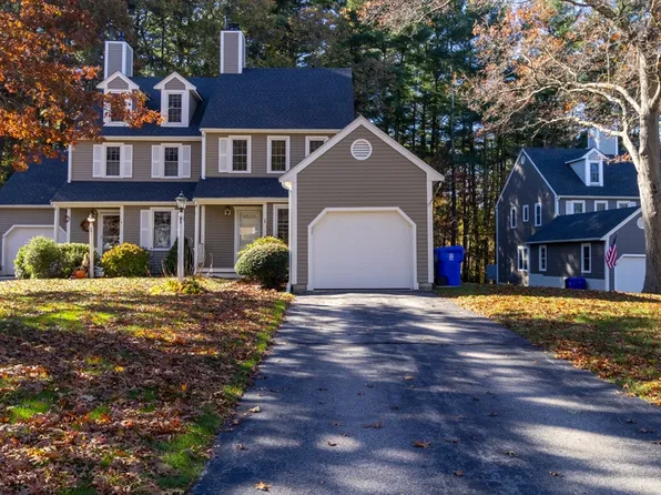 8 Spinnaker Ln #B, Taunton, MA 02780