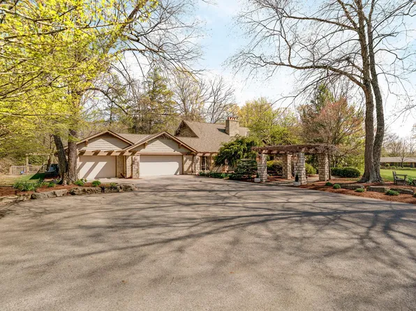 6500 Plesenton Dr, Worthington, OH 43085