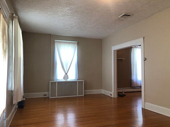 4th image of 315 McCormick Blvd