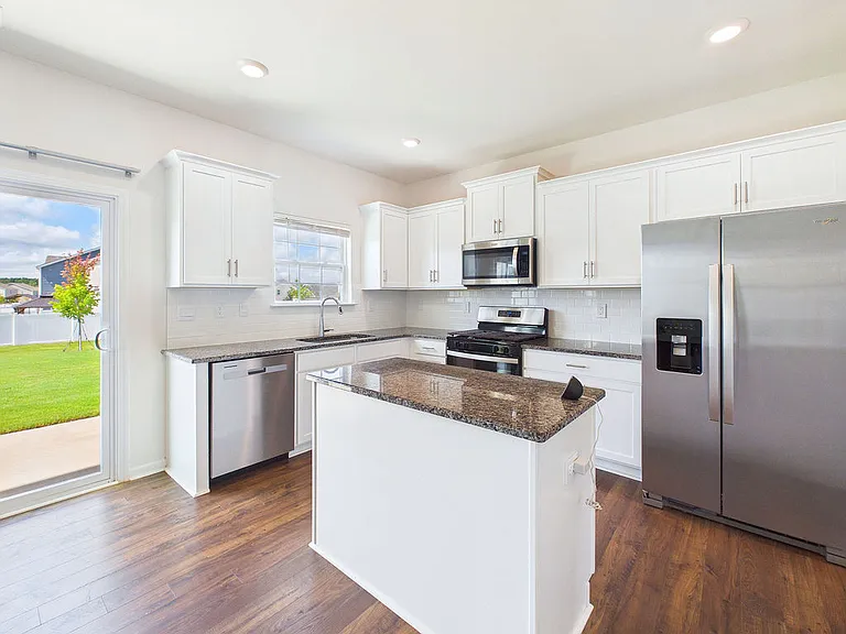 8185 Kennesaw Dr — Photo 8