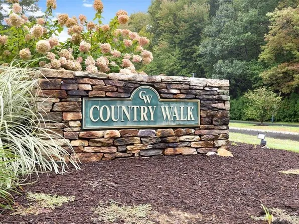 23 Country Walk #23, Shelton, CT 06484