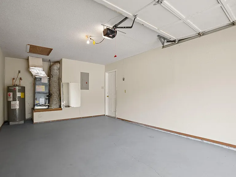 3801 Foust Trl #B — Photo 26
