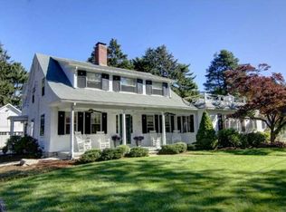 27 Alfred Drown Rd, Barrington, RI 02806