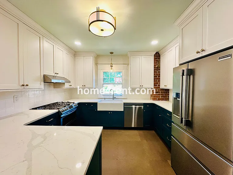 641 W 39th Ter — Photo 18