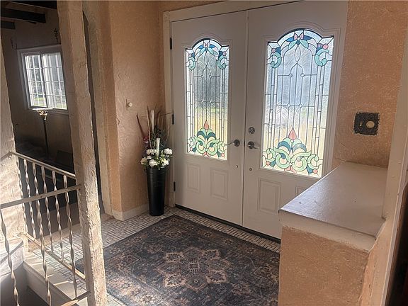 2nd image of 1369 Hofius Ln