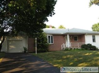912 Houserville Rd, State College, PA 16801