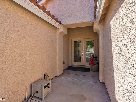 3rd image of 3805 Robin Knot Ct