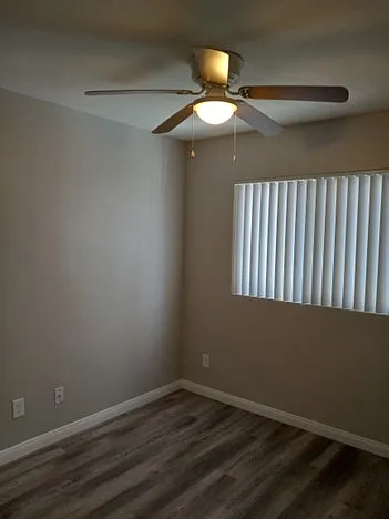 1131 Emory St — Photo 12