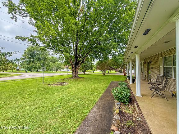 2nd image of 11773 N Williamsburg Dr