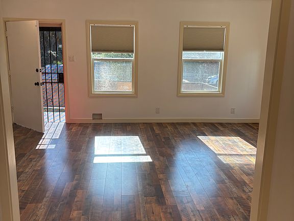 Dining room to Living Room