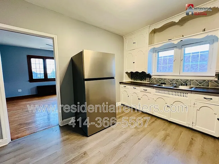 1029 W Morgan Ave — Photo 4