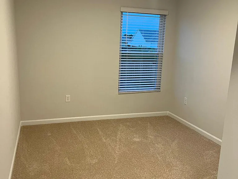 300 Bisham Ct — Photo 16