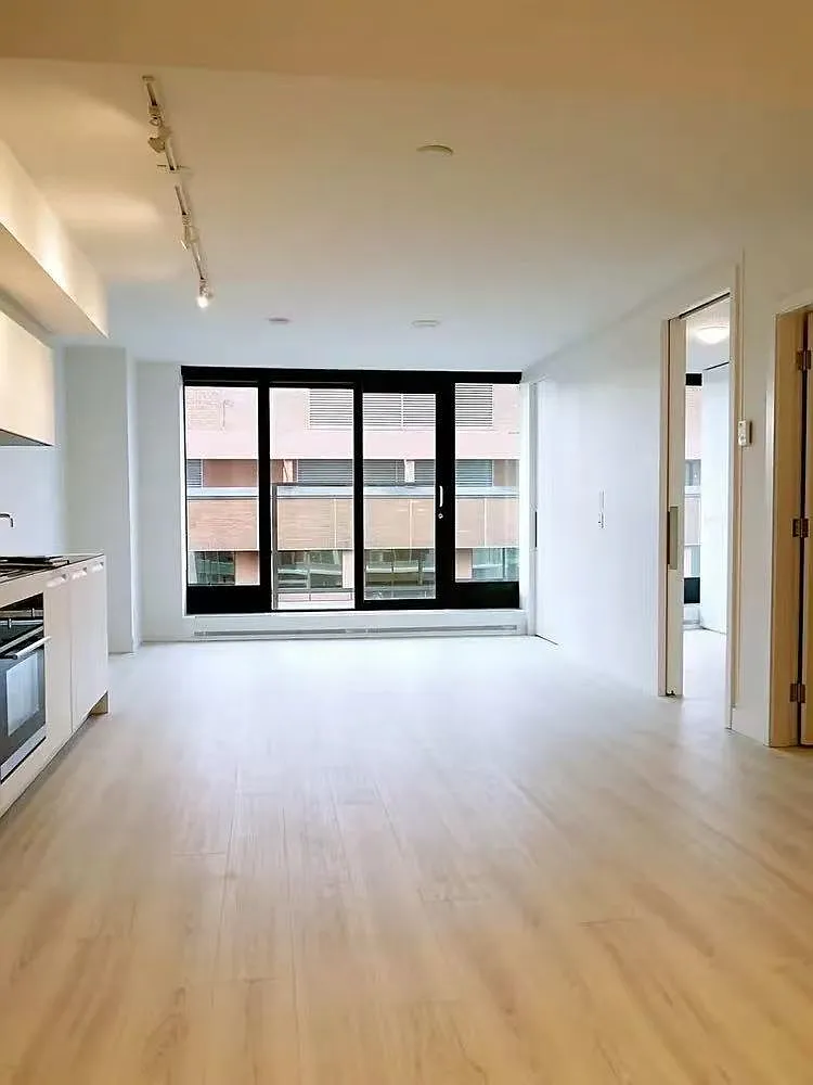 1133 Hornby St Unit 1301 photo 1