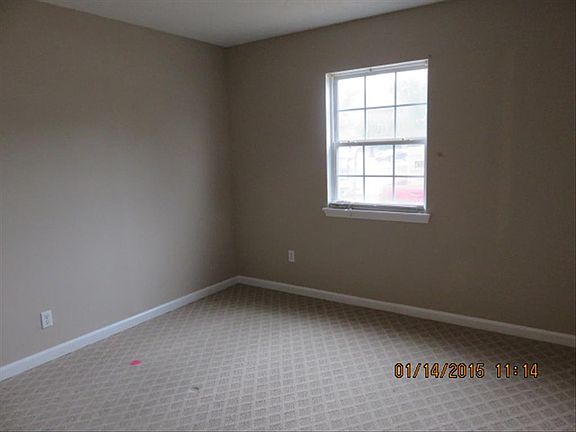 3rd image of 1701A W Pine Lake Dr