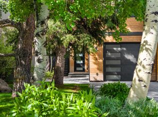 671 3rd Ave N APT 2, Ketchum, ID 83340